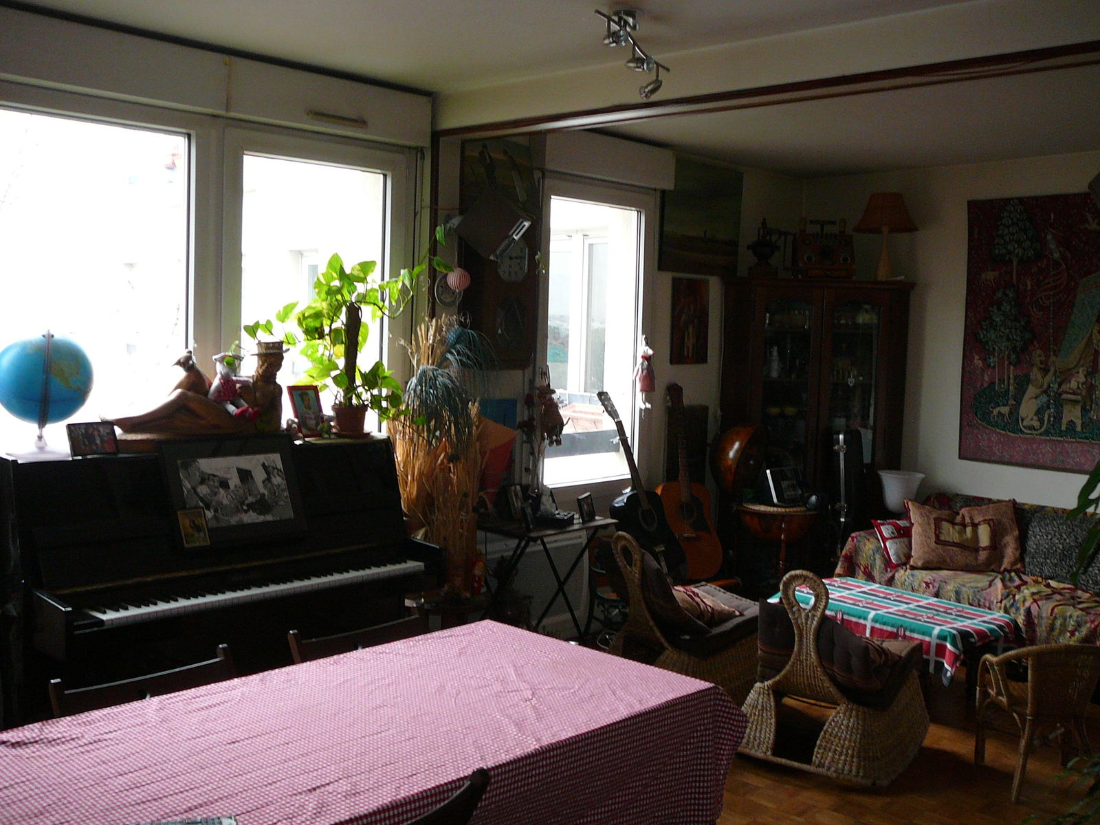 Colocação Paris 95842