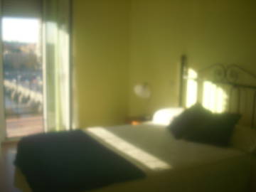 Roomlala | Alugo um lindo quarto