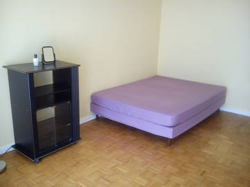 Roomlala | Aluguel de quarto em uma casa de família