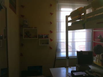 Roomlala | Aluguel de quarto mobiliado