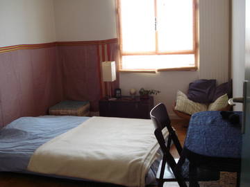 Roomlala | Aluguel de quarto mobiliado na casa de um residente