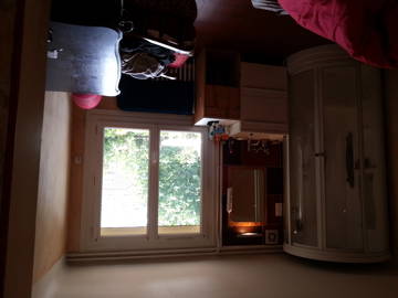 Roomlala | Aluguel mobiliado 19m2 em casa particular 