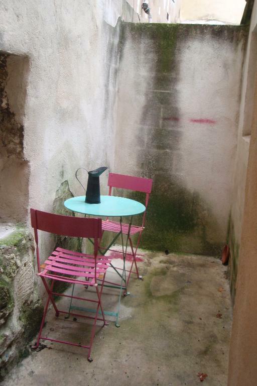 Colocação Avignon 101047