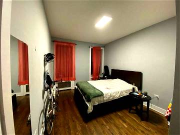 Roomlala | Amazing Furnished Room In Manhattan,ny