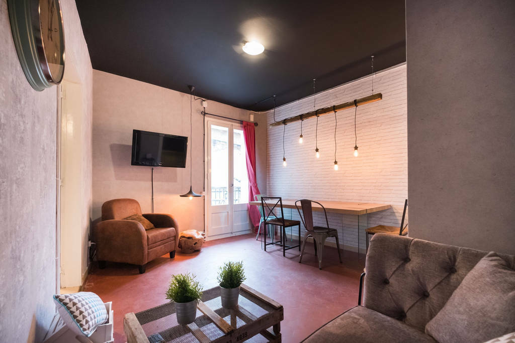 Homestay Barcelona 200321