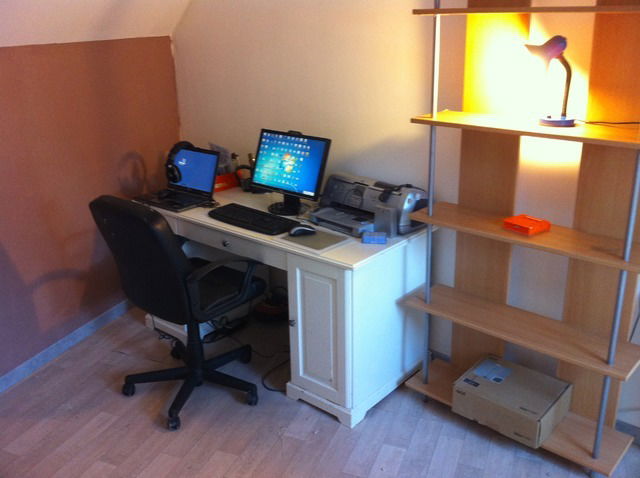 Homestay Emerainville 15407