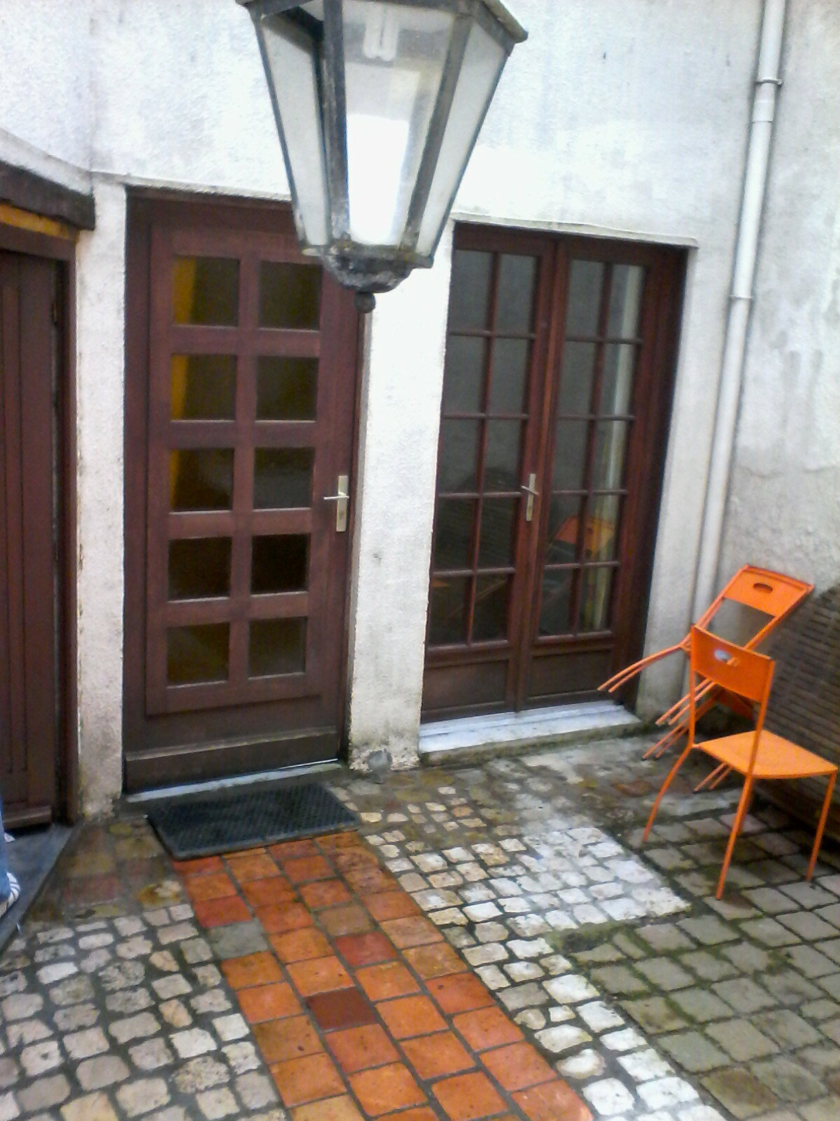 Ganz Haus Orléans 217084