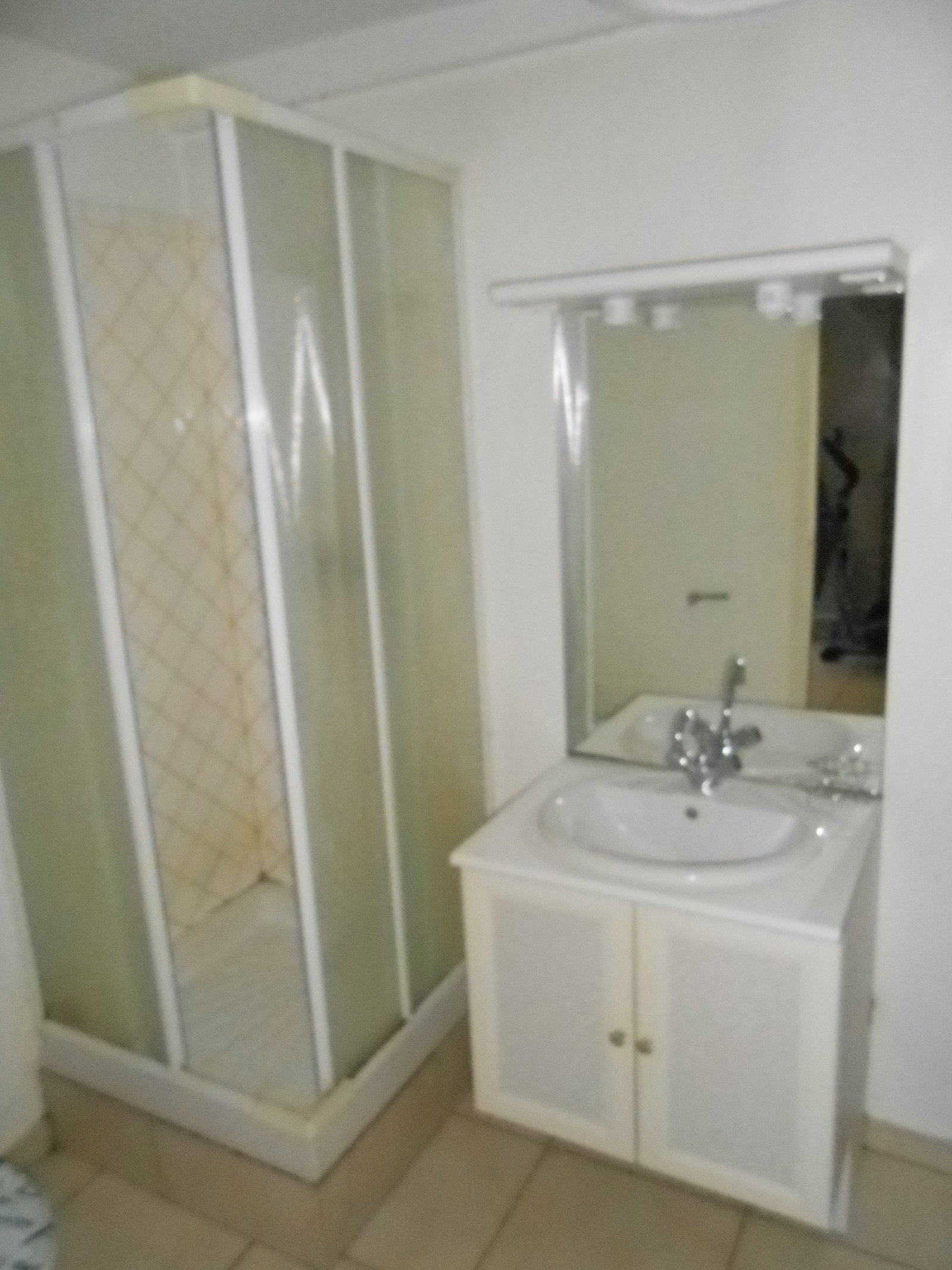 Ganz Haus Orléans 217084