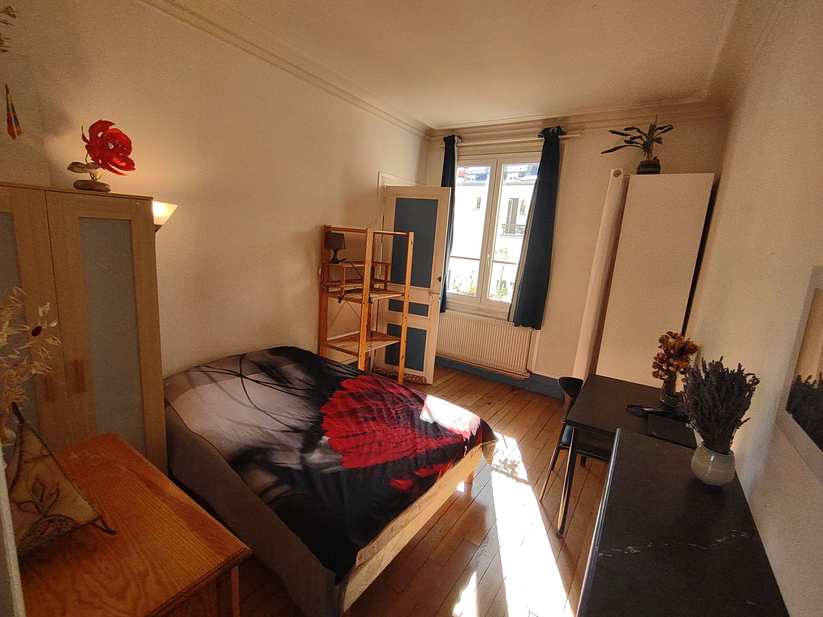 Collocazione Paris 84428