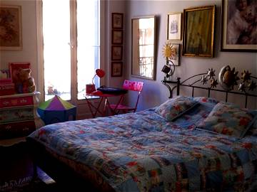 Roomlala | Amplia Habitación Amueblada 25m2 Castellane