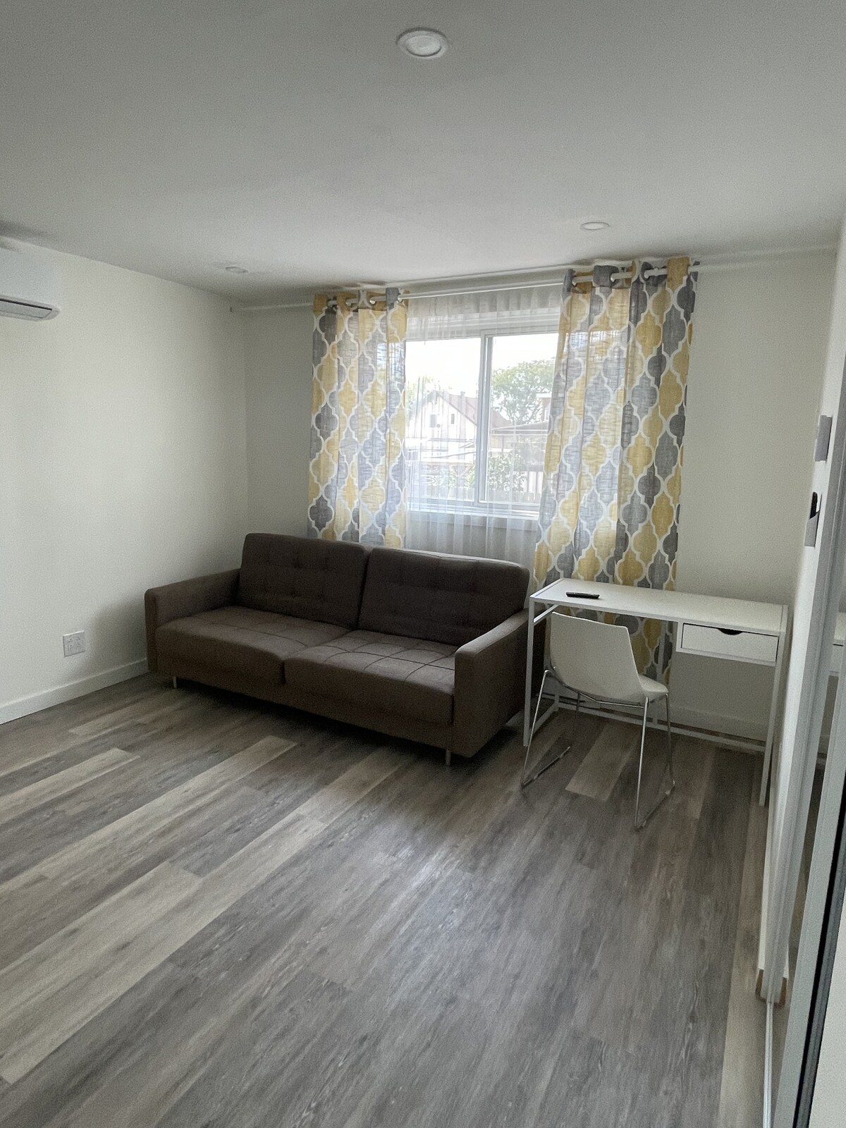 Casa Entera Longueuil 667763
