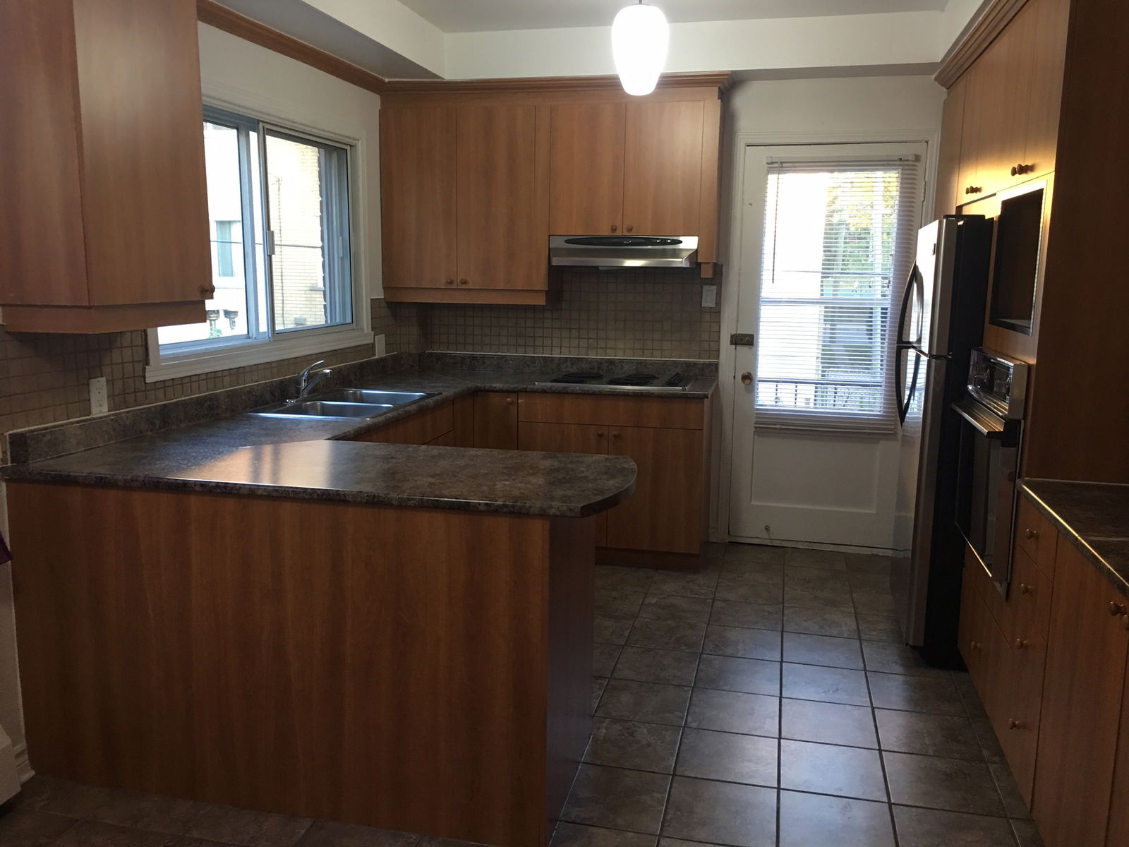 Colocación Montréal 256111