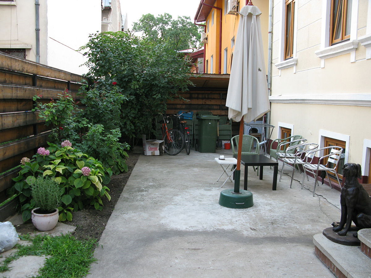 Quedarse En Casa București 112991