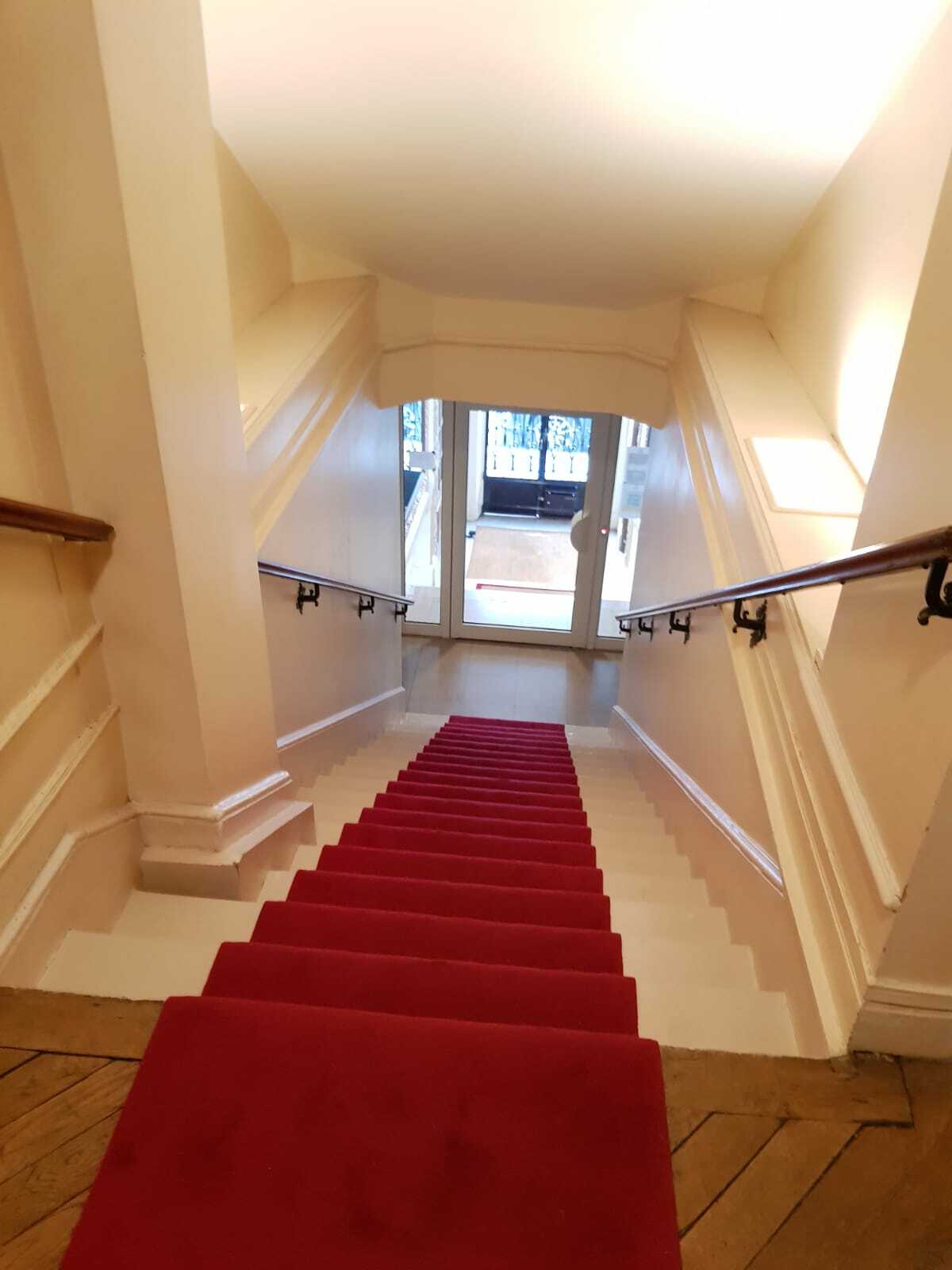 Estudio Independiente Paris 236372