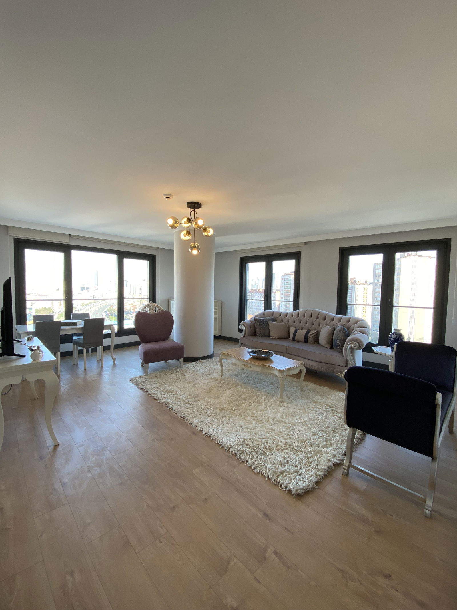 Estudio Independiente Kâğıthane 256136