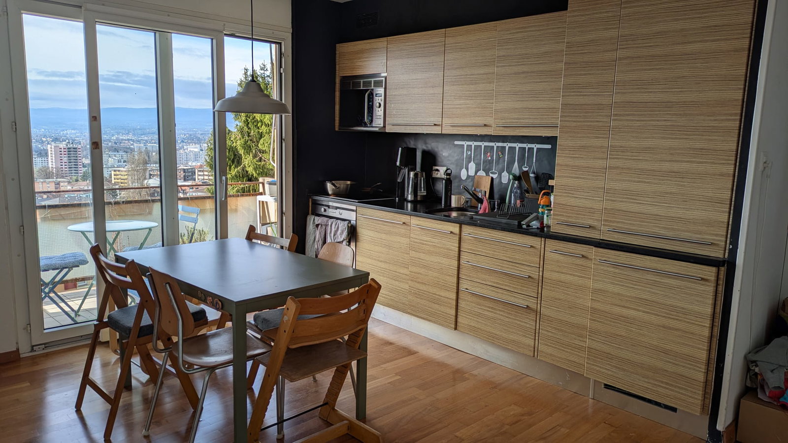 Hela Huset Lausanne 665065