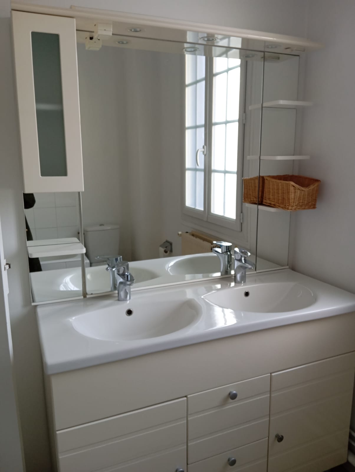 Kolokacja Antony 456553