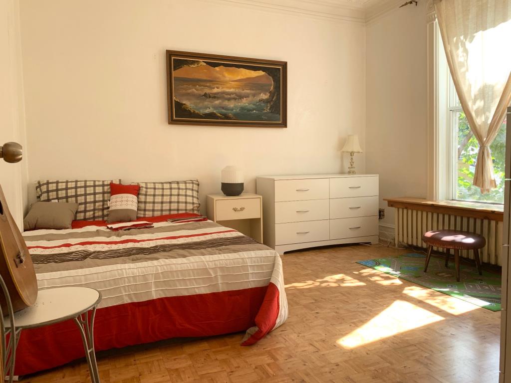 Colocação Montréal 467315