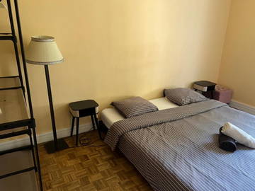 Studio For Rent Paris 593632-1