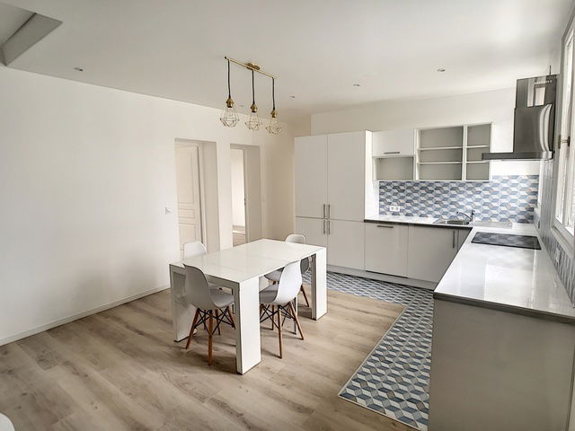 Niezależne Studio Maisons-Alfort 256133