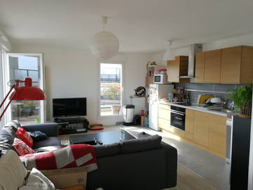 Roomlala | Apartament 75m² - Eragny, blisko Cergy i Paryża