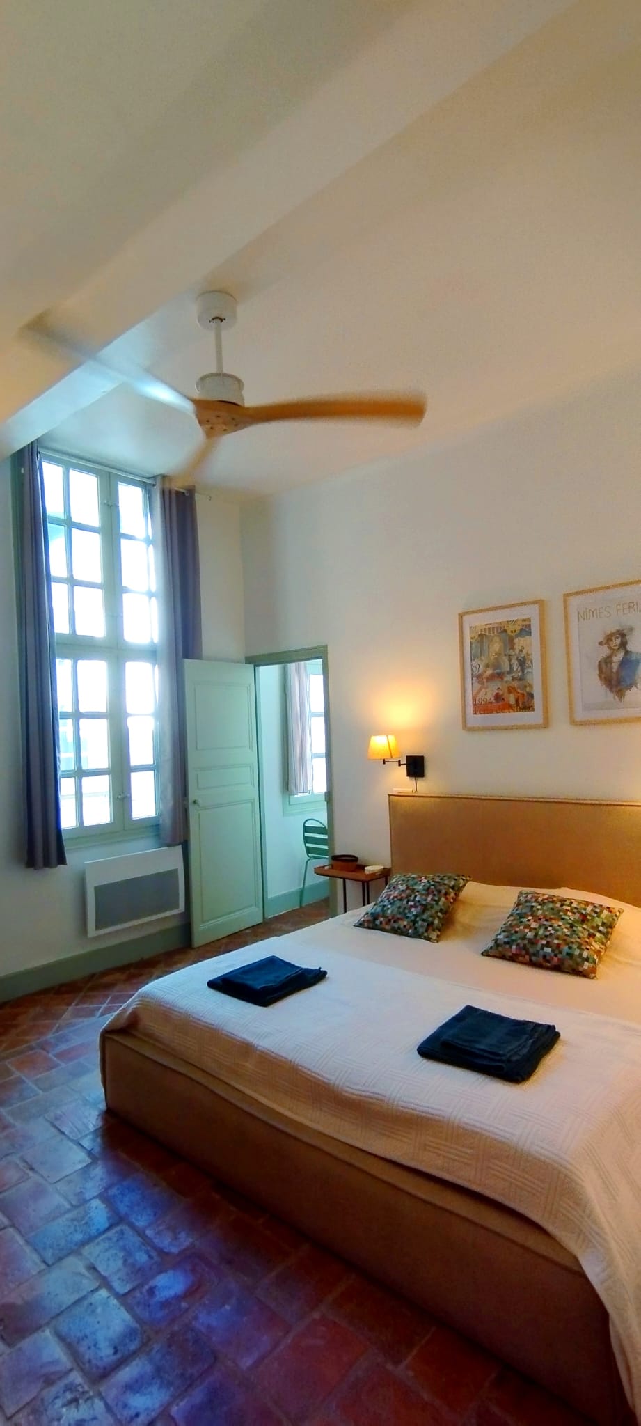 Niezależne Studio Nîmes 442260