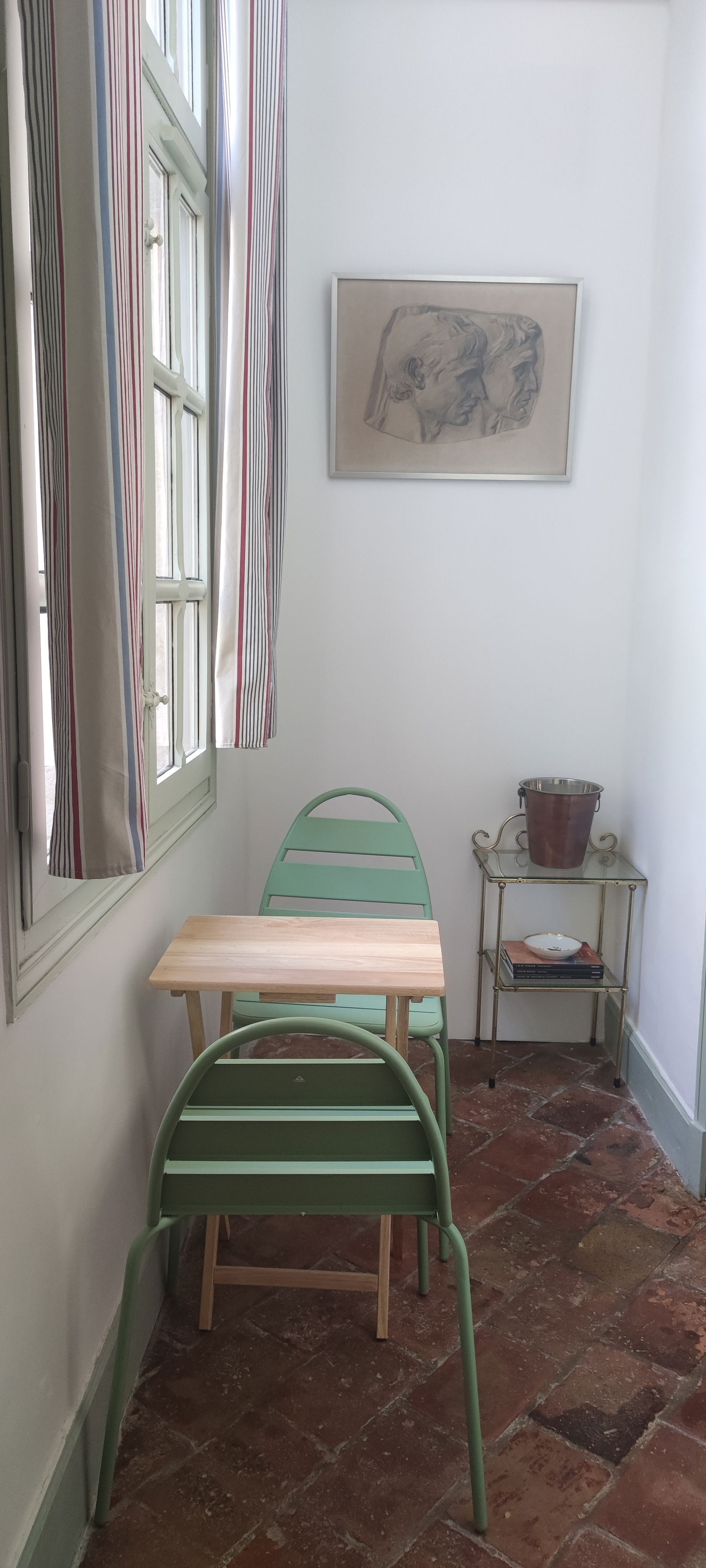 Niezależne Studio Nîmes 442260