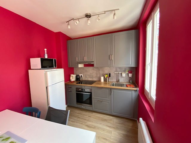 Niezależne Studio Besançon 251992