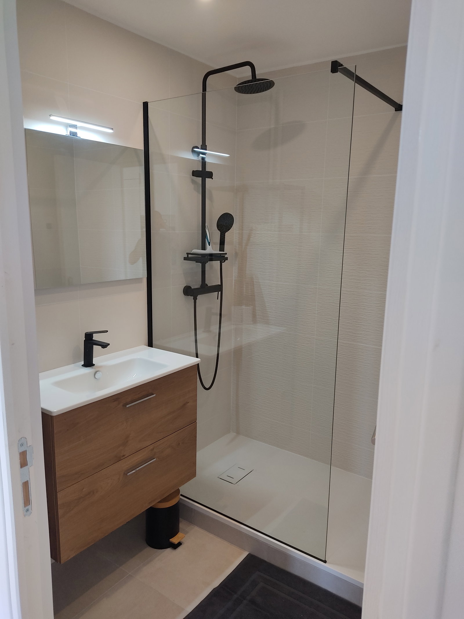 Kolokacja Oullins-Pierre-Bénite 519812