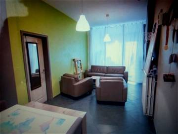 Roomlala | Apartamento 50 Metros Cuadrados Centro De Tournai