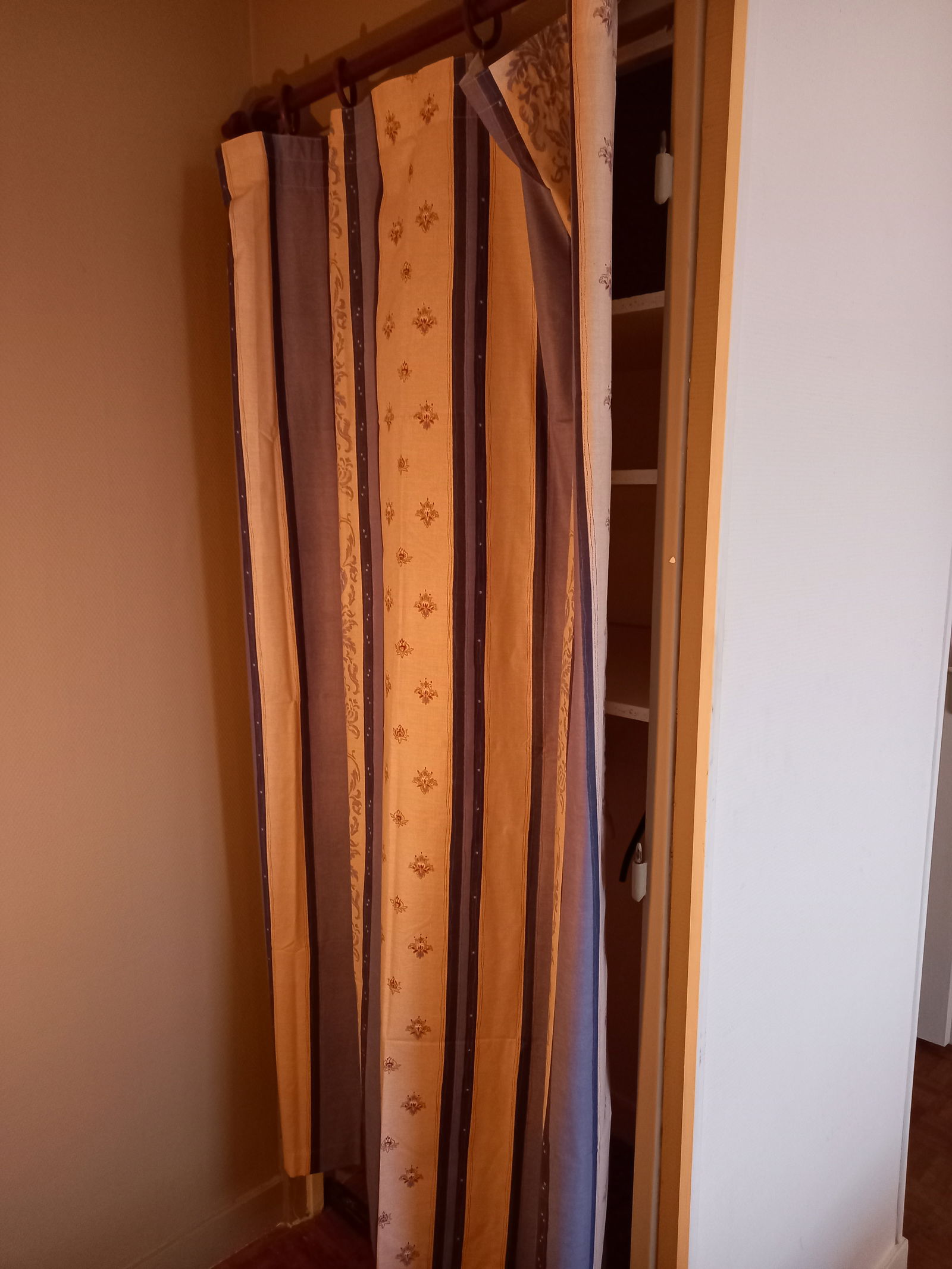 Colocación Saint-Jean-le-Blanc 267798