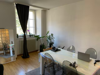 Roomlala | Apartamento Amueblado Con Terraza, Centro De Neuchâtel