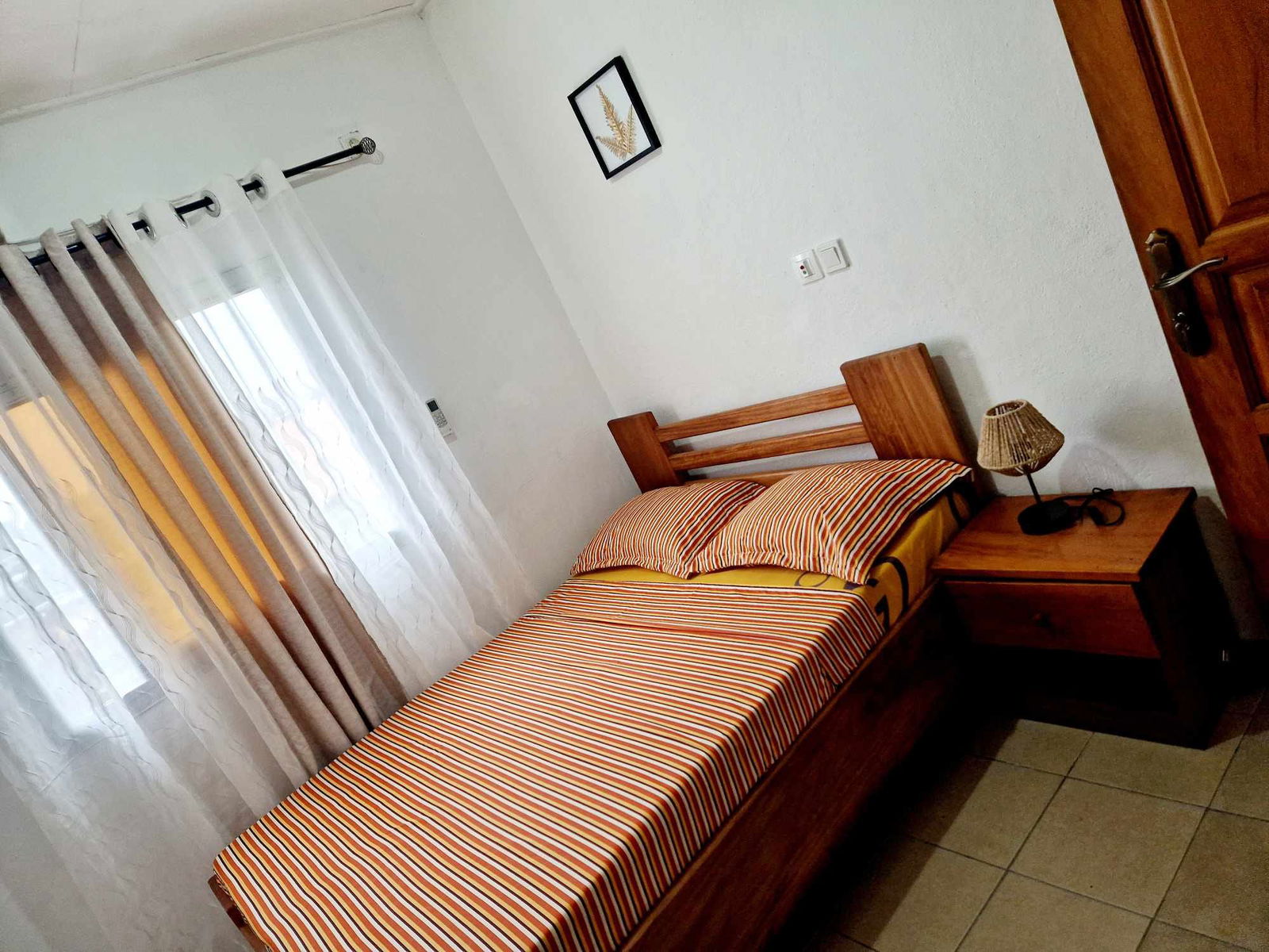 Habitaciones De Huéspedes Douala 530109