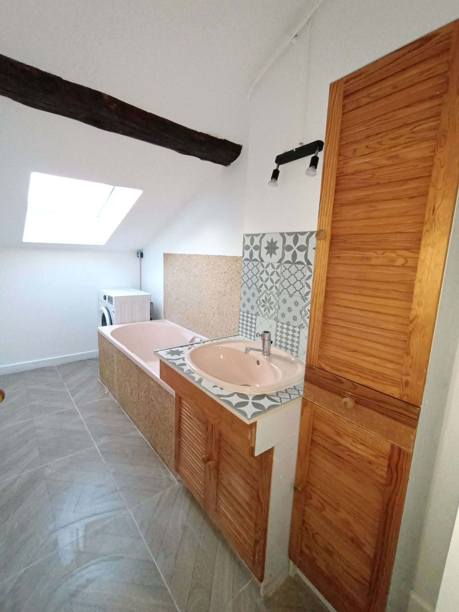 Colocación Roanne 496423