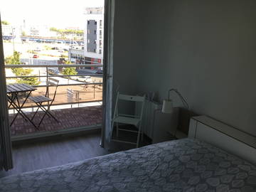 Roomlala | Apartamento Compartido De 3 Dormitorios En Apartamento Totalmente Amueblado