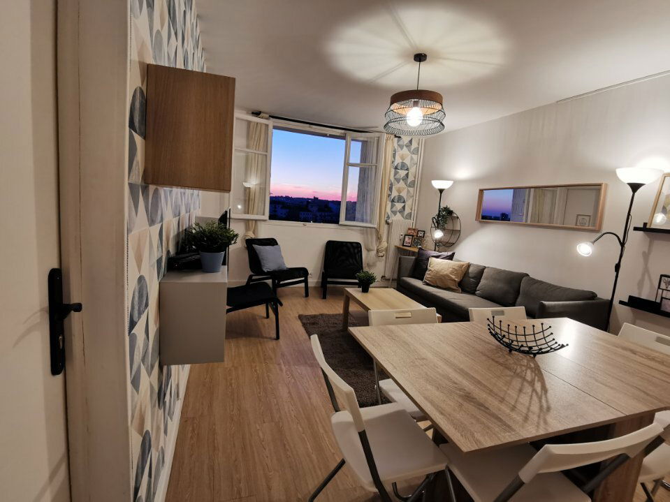 Colocación Nîmes 255295