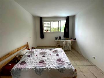 Roomlala | Apartamento Compartido De Tres Dormitorios - Vista Mar, Montaña Y Piscina