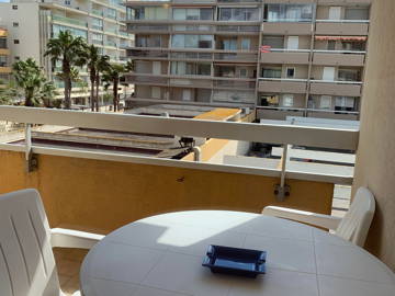 Roomlala | Apartamento De 1 Dormitorio A 100 Metros Del Mar, Terraza