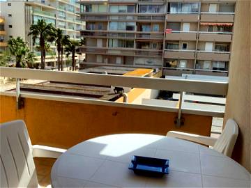 Roomlala | Apartamento De 1 Dormitorio A 100 Metros Del Mar, Terraza