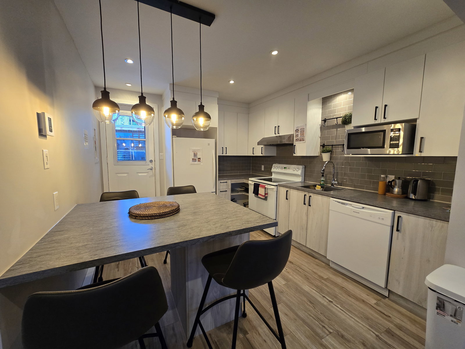 Casa Inteira Québec 654795