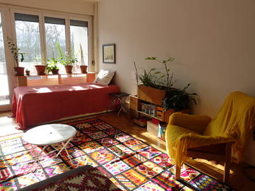 Roomlala | Apartamento de 80 m2 no bairro St-Jean, amplo e luminoso