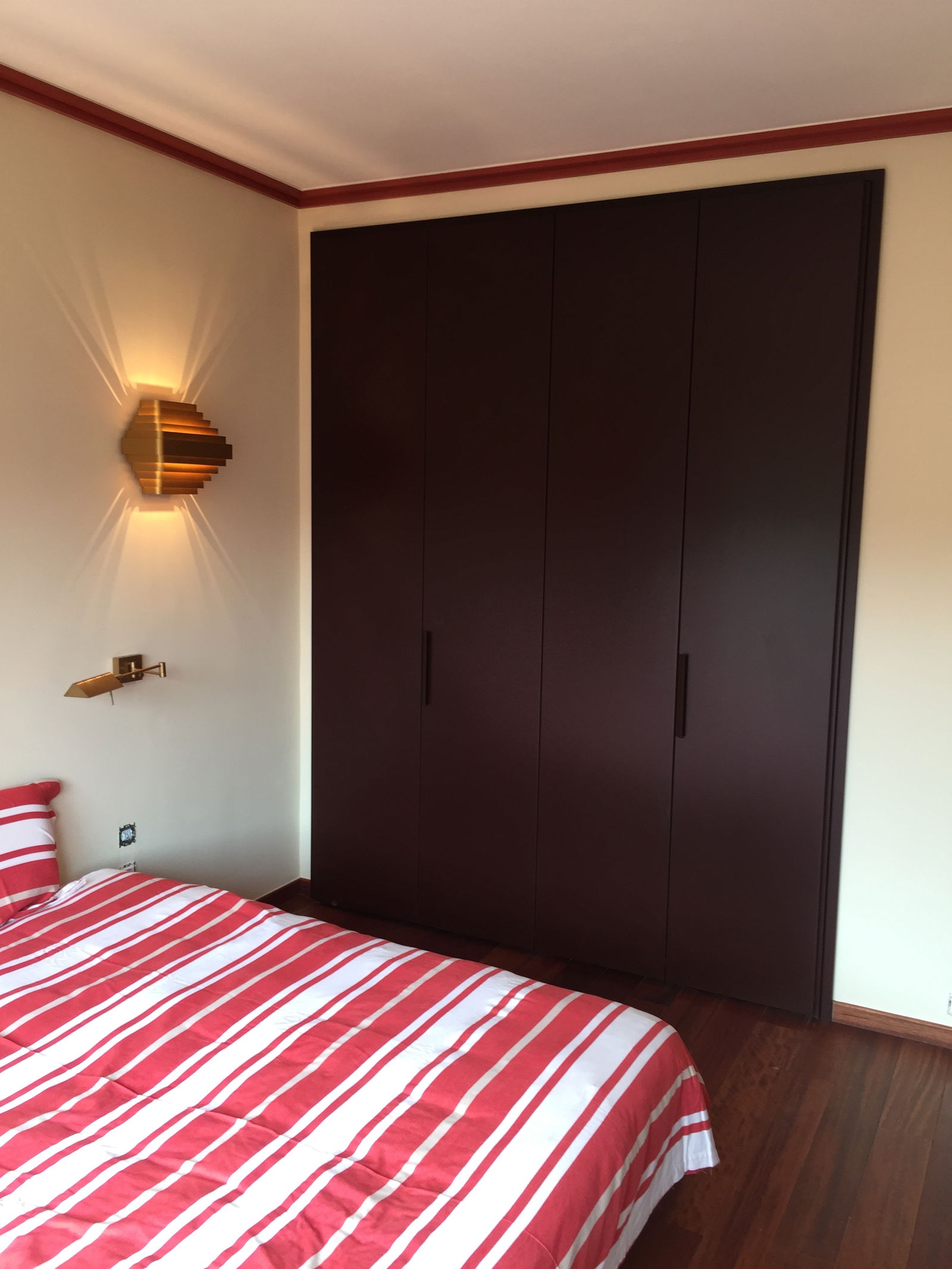 Estudio Independiente Ixelles 246024