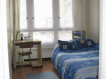 Roomlala | Apartamento de um quarto de 60 m2 reformado e mobiliado com varanda para alugar em Paris 13º arrondissement