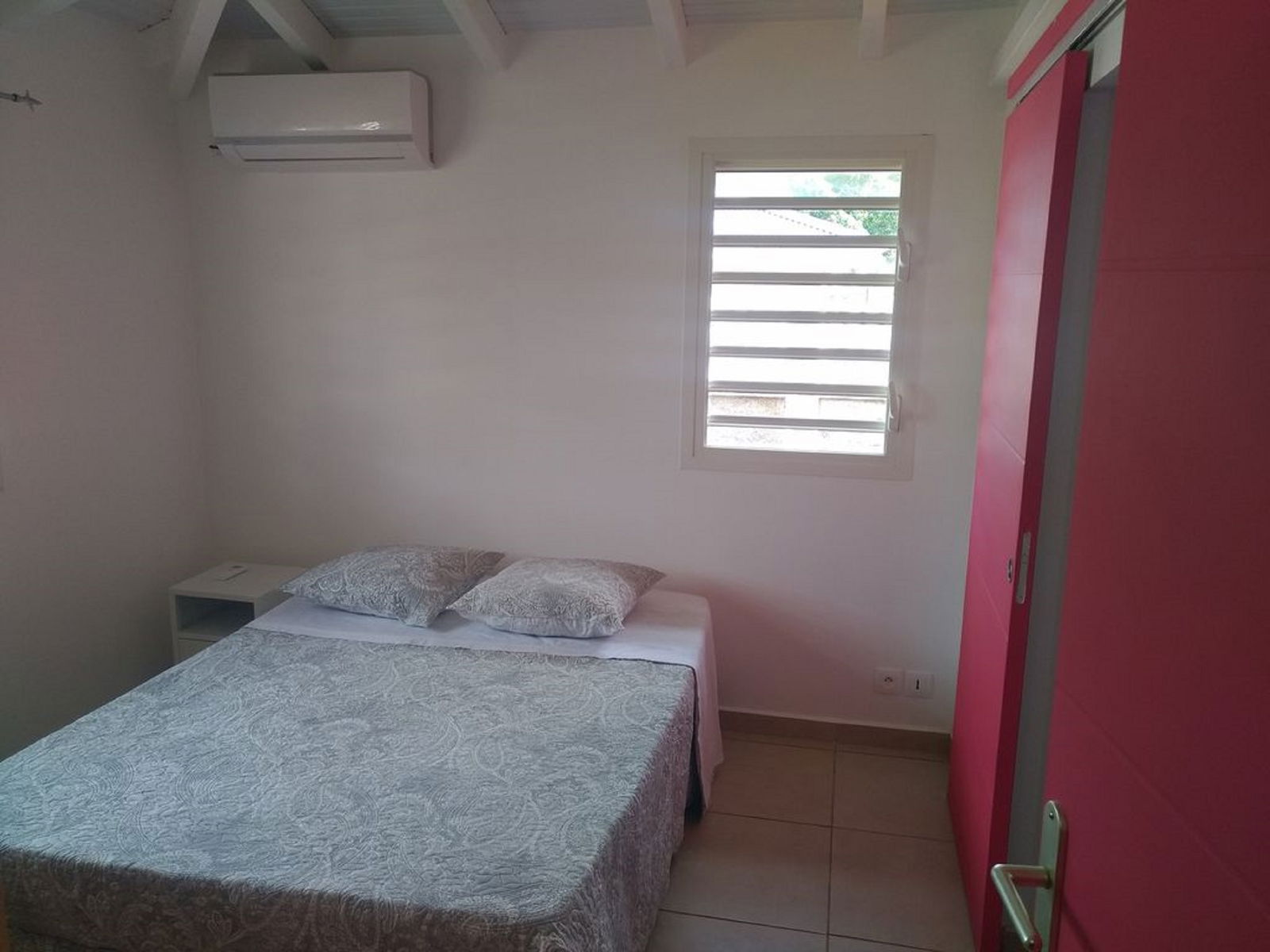 Estudio Independiente Petit Bourg 232789