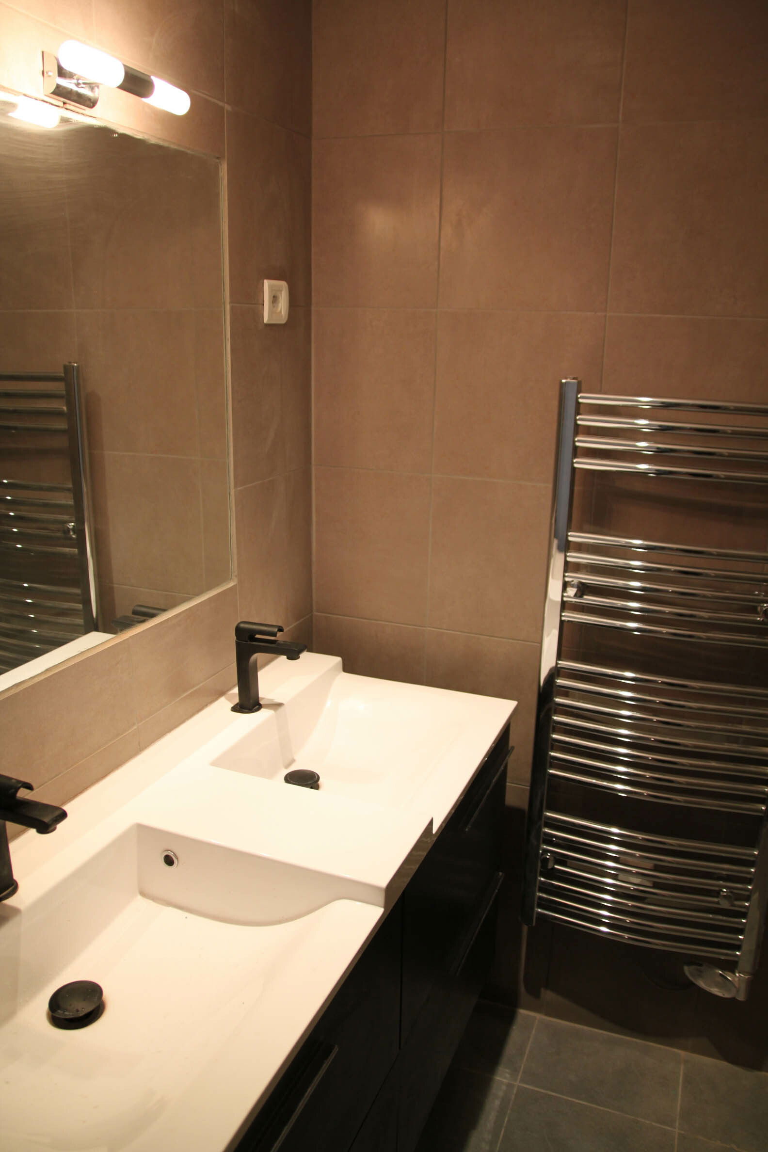 Estudio Independiente Lyon 71781