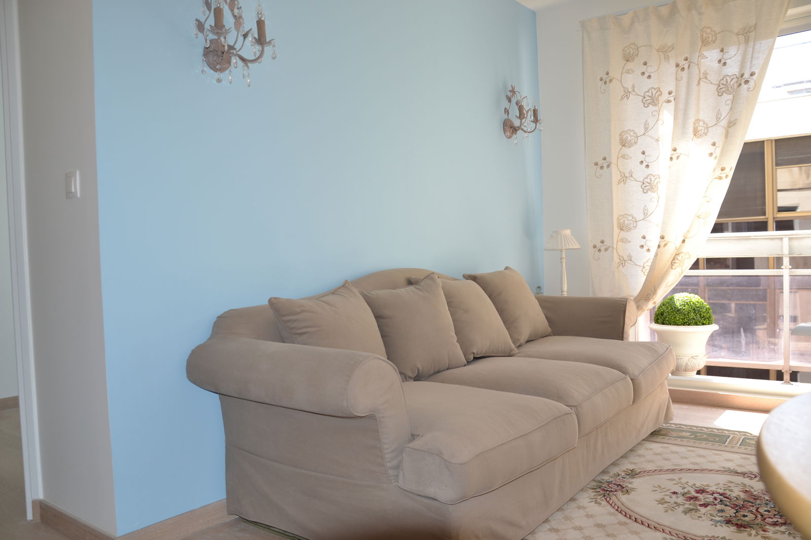 Estudio Independiente Lyon 71780