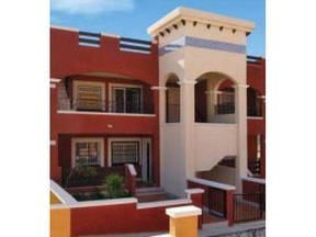 Apartment in an area close to golf.