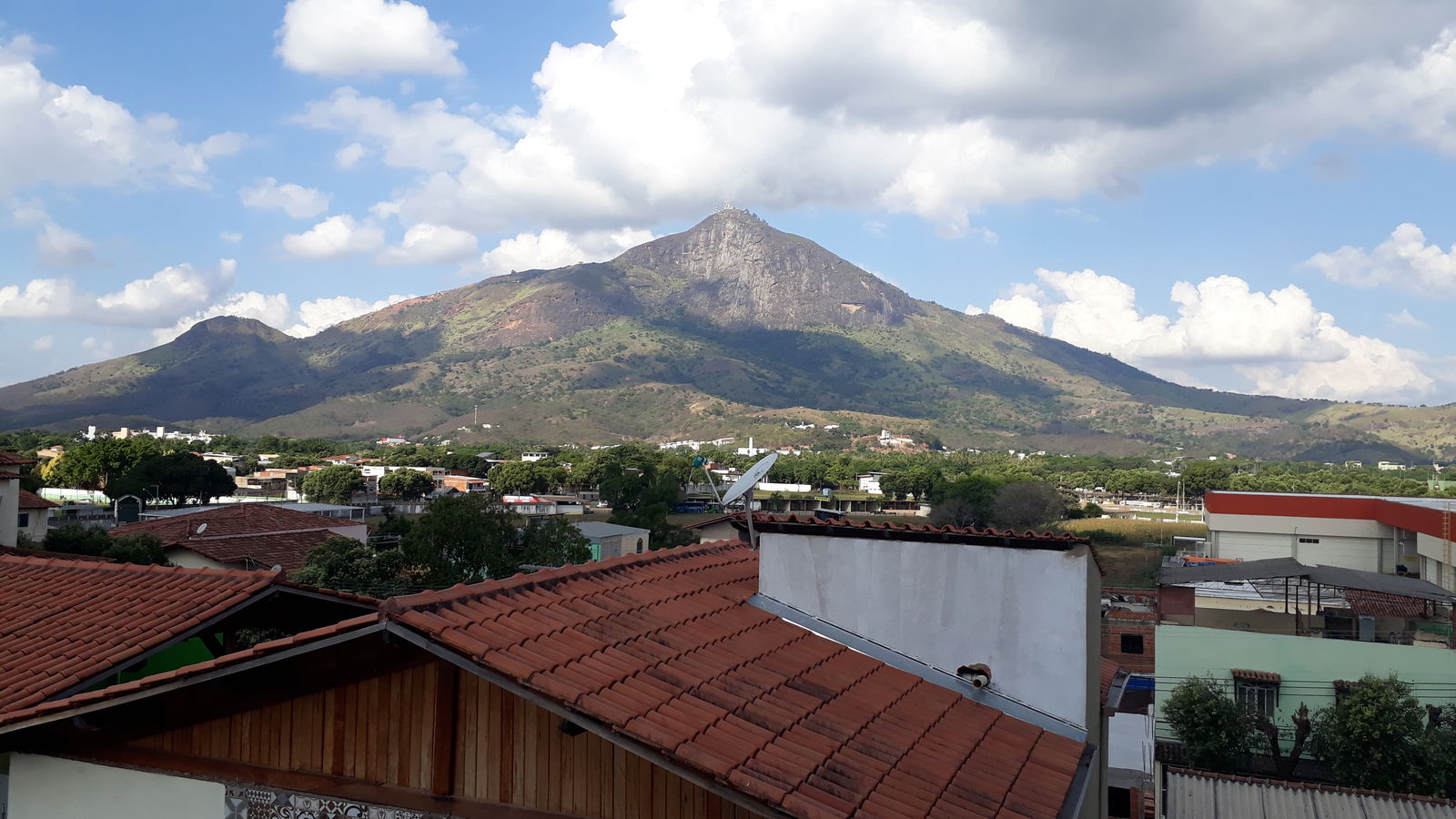 Independent Studio Governador Valadares 228035