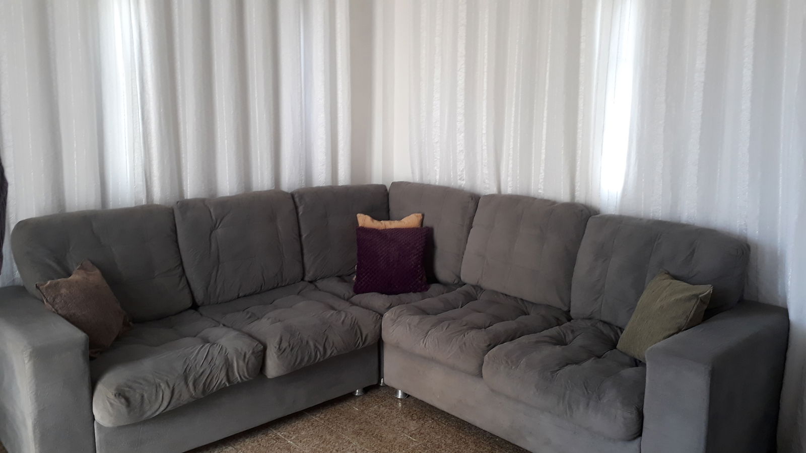 Independent Studio Governador Valadares 228035