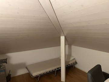 Roomlala | Apartamento muito pouco usado, ofereço um espaço/quarto.